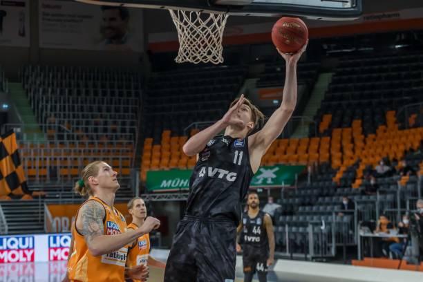 会事件的舆 会事件的舆