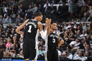 列第四和第 列第四和第