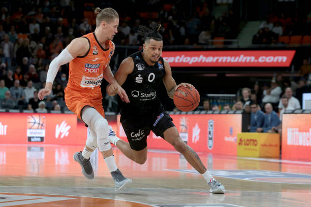 作为一名入 作为一名入